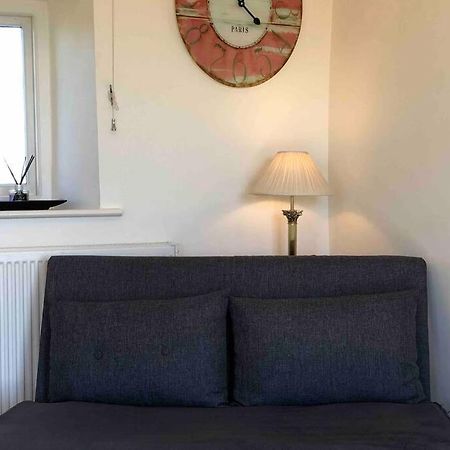Secluded Romantic Cotswolds Barn - Sleeps 2 To 4 - Near Cirencester - Dog Friendly Villa Kemble Ngoại thất bức ảnh